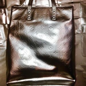 Louis Vuitton - Reade MM Bag - Cool Silver Spray Painted - Vintage/Peeling/Faded